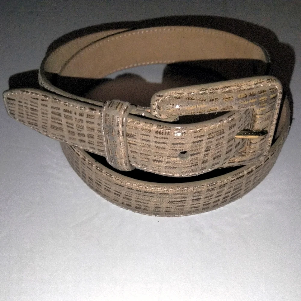 WCM New York (Size M) Nude Textured Genuine Italian Leather Casual/Dress Belt